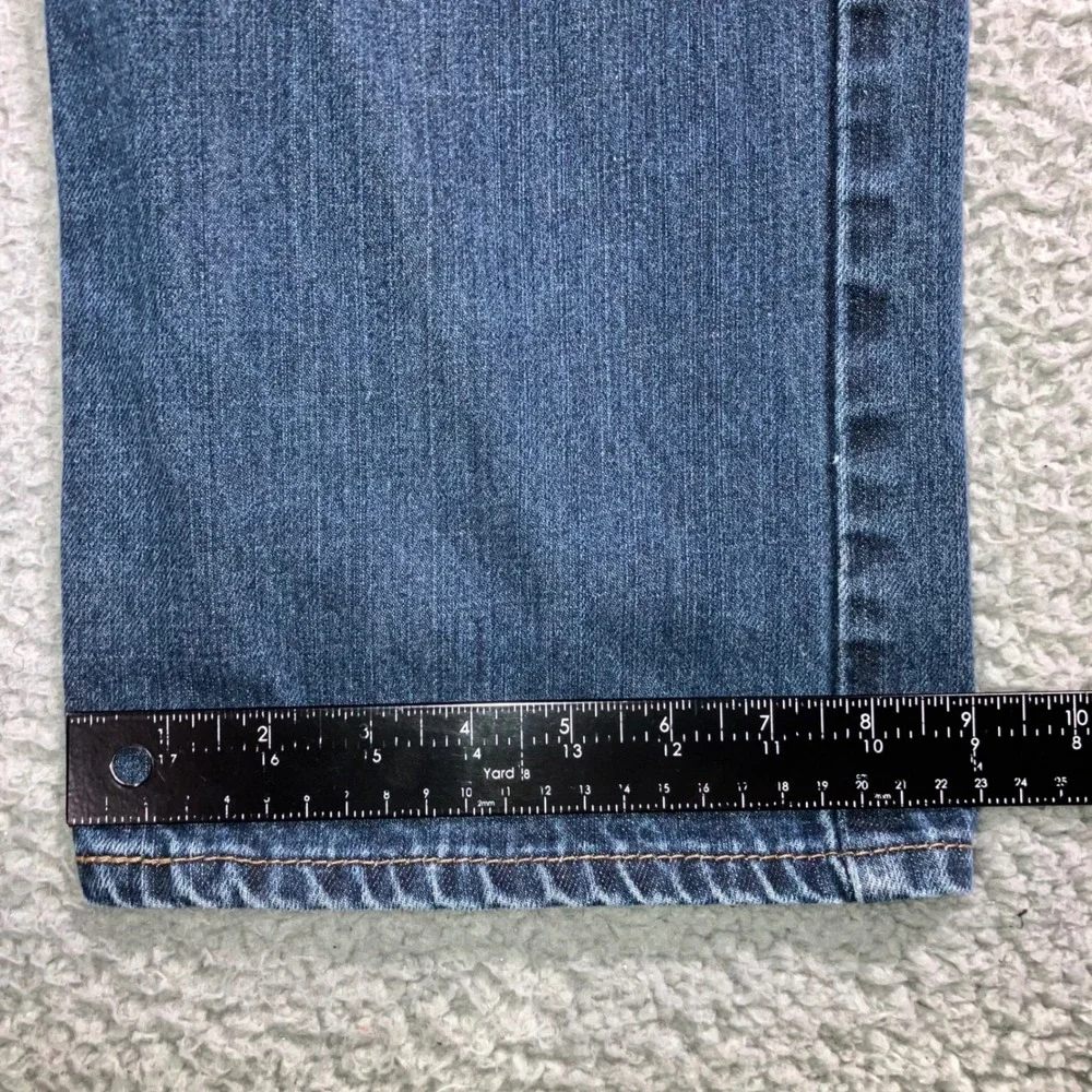 Levis 505 Straight Fit Jeans Mens 38x32 Blue Streetwear Classic Medium Wash